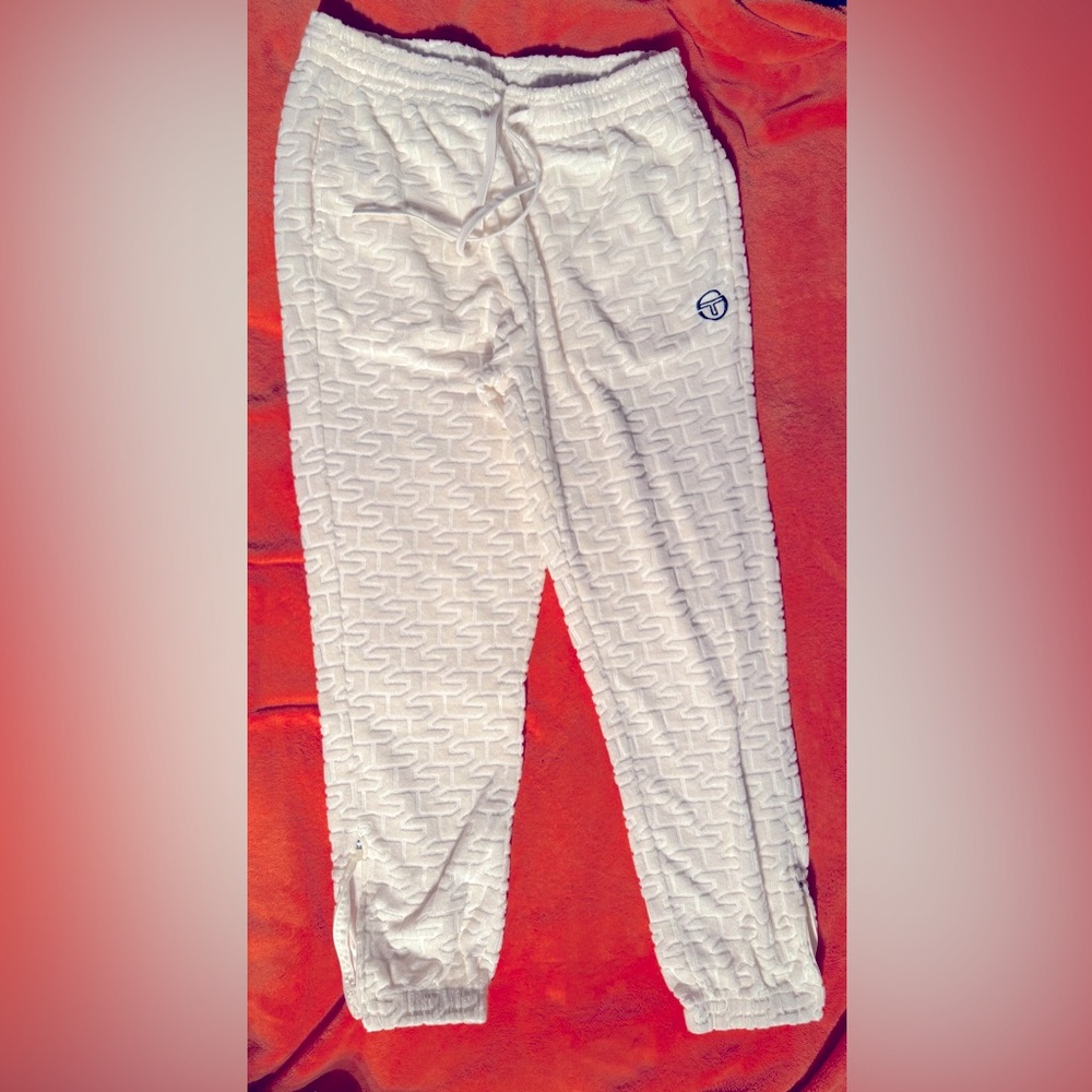 Sergio Tacchini M size crème pants - brand new